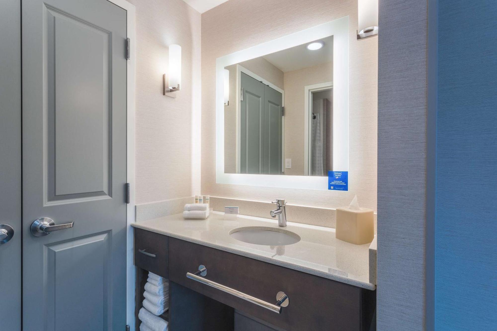 Homewood Suites By Hilton Reston, Va Exterior foto